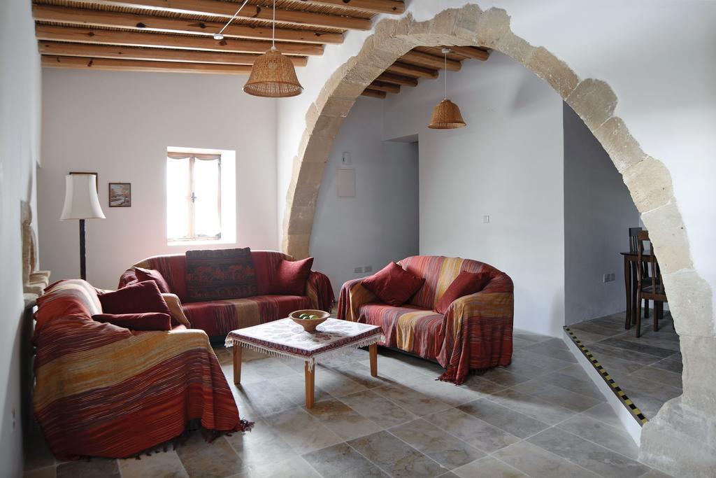 Polis Palm Tree Oriental House And Homestay חדר תמונה